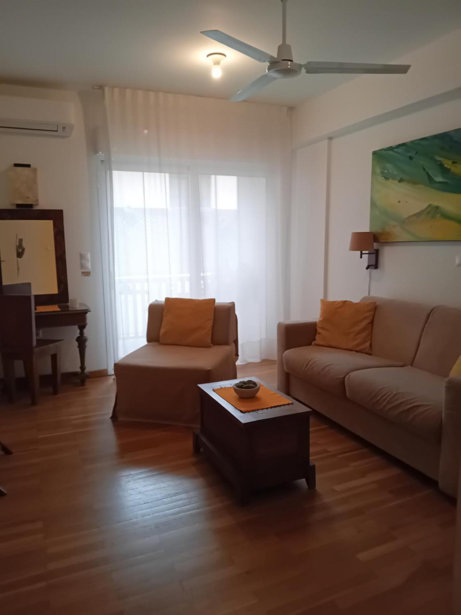 Rastoni Athens Suites Near Acropolis Екстериор снимка