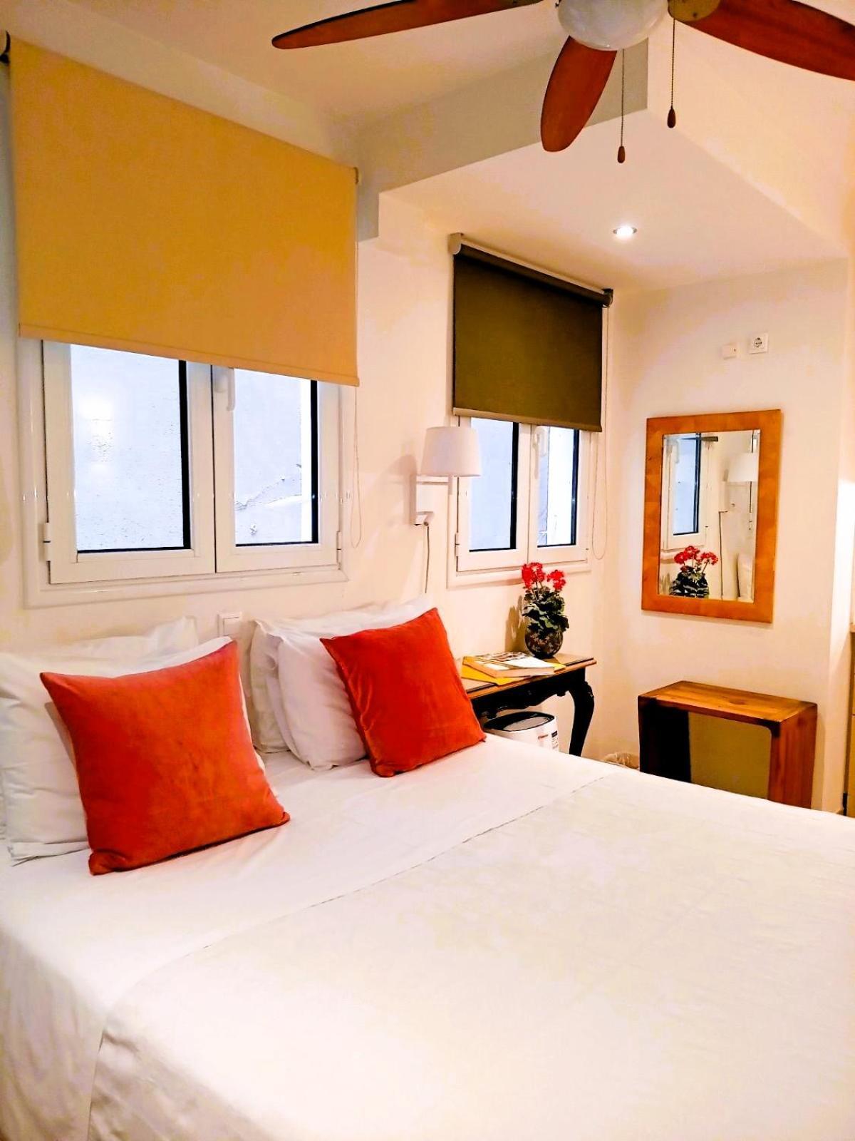Rastoni Athens Suites Near Acropolis Екстериор снимка