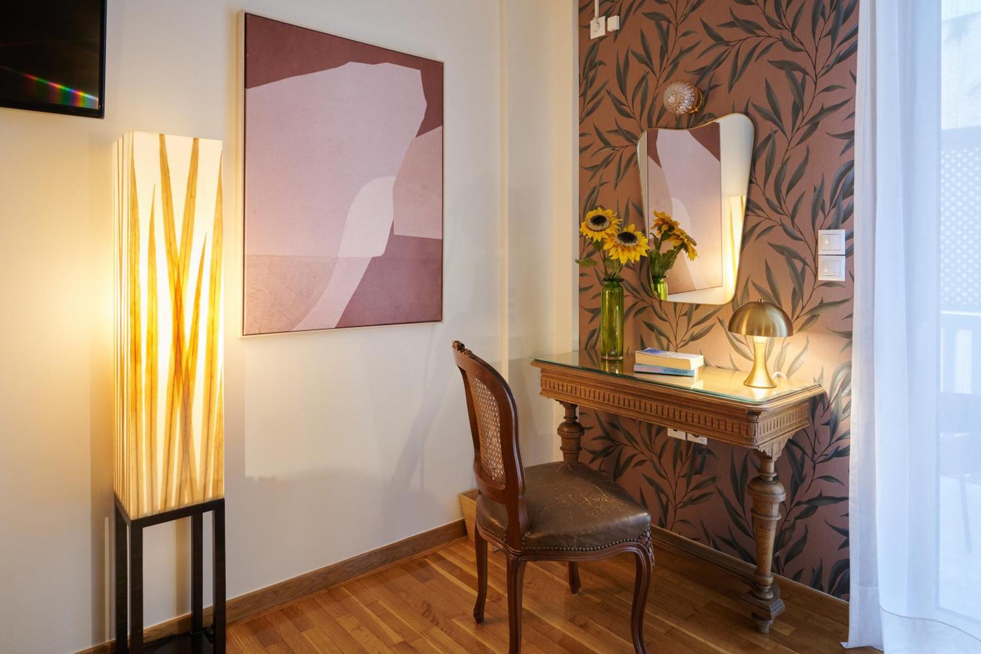 Rastoni Athens Suites Near Acropolis Екстериор снимка