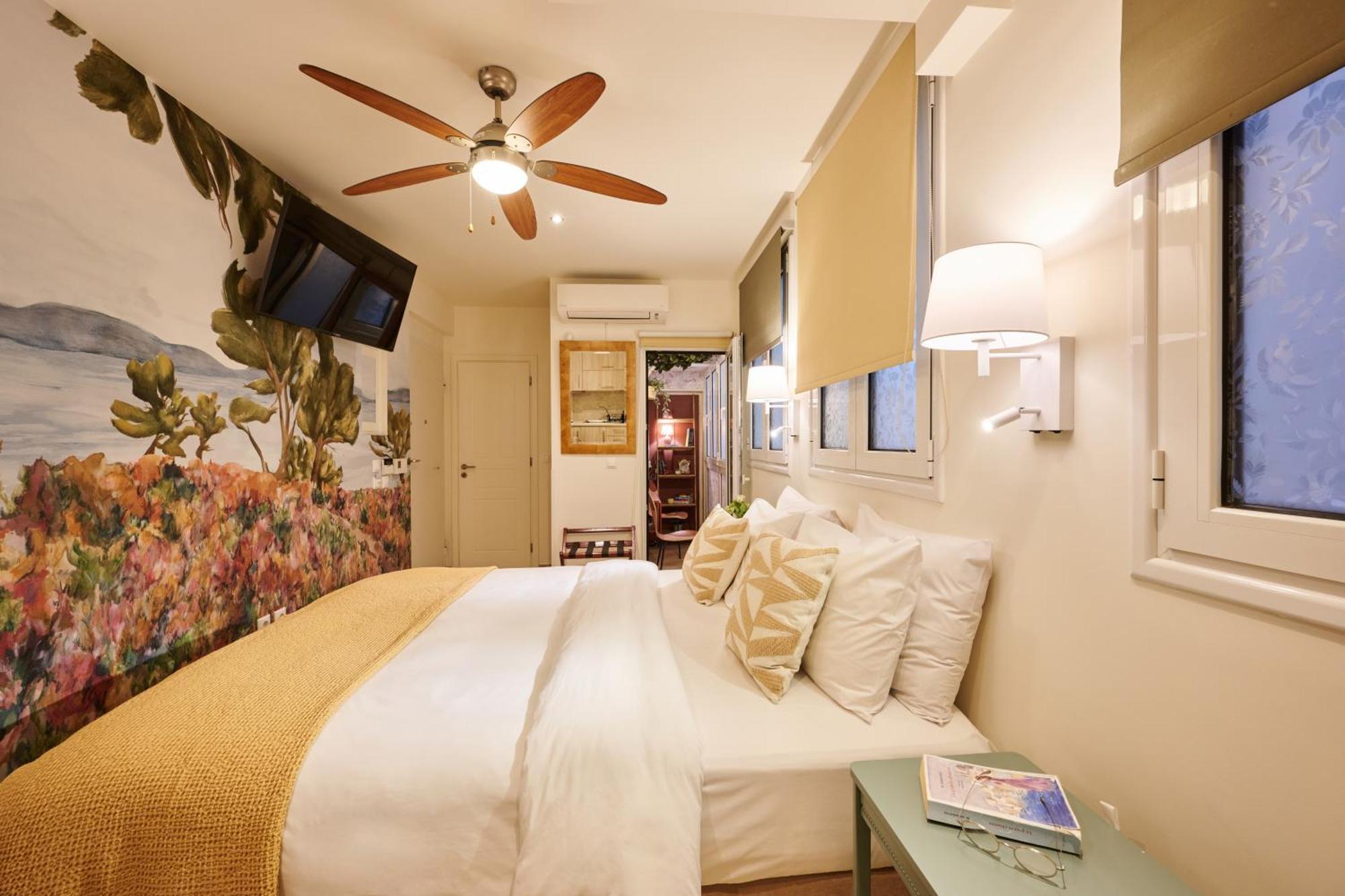 Rastoni Athens Suites Near Acropolis Екстериор снимка
