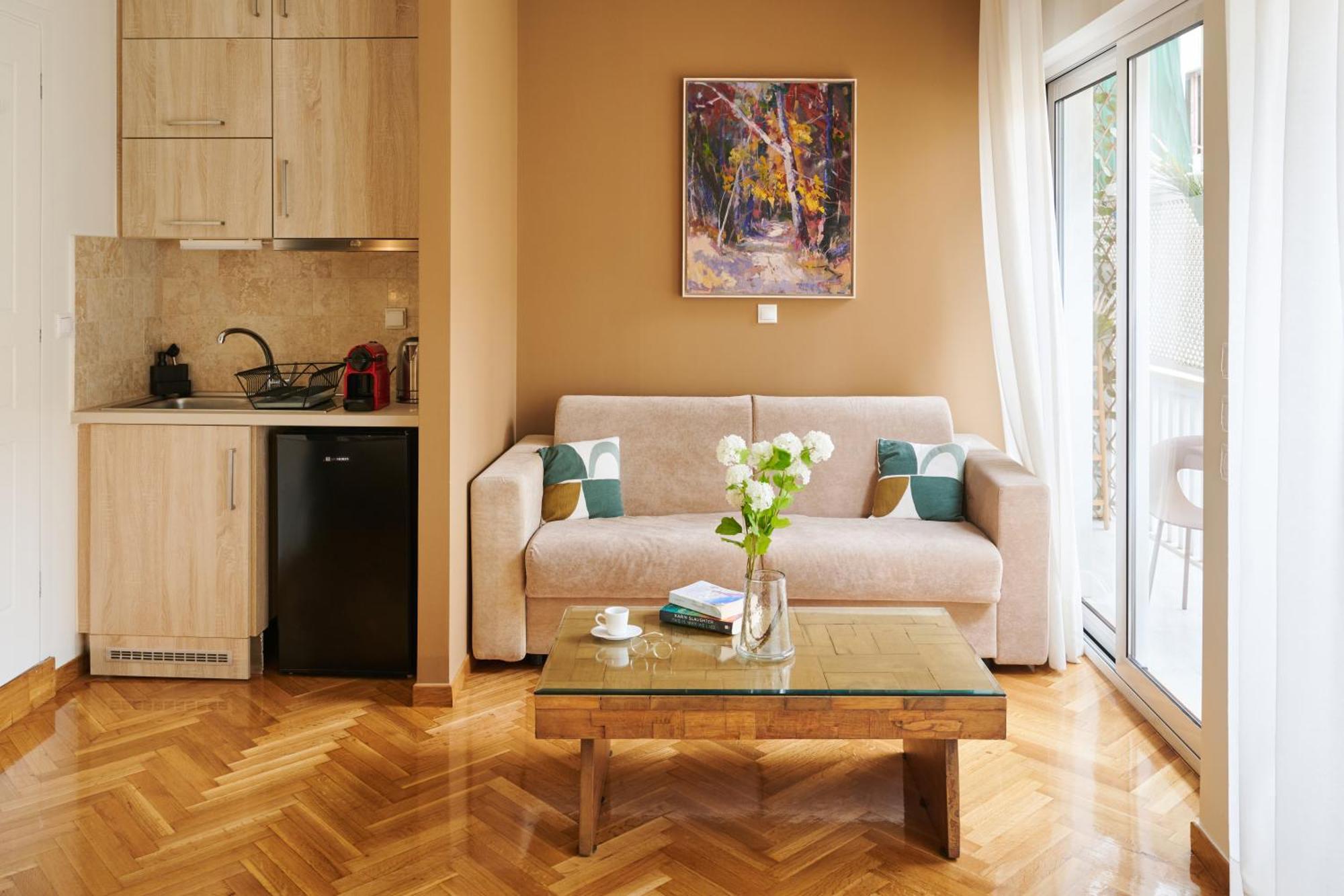Rastoni Athens Suites Near Acropolis Екстериор снимка
