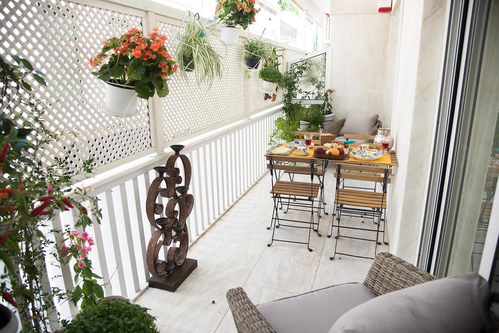 Rastoni Athens Suites Near Acropolis Екстериор снимка